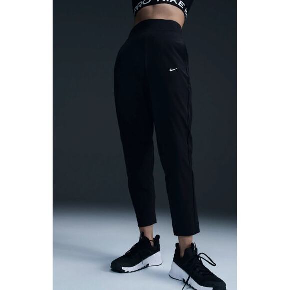 Nike Pants - Nike Dri-FIT Bliss Victory NWT XXL Women's Black Pull-on pants 7/8